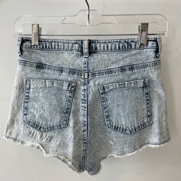 Washed Denim H&M Jean Shorts with Gems - Picture 3 of 5
